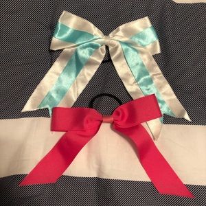 Cheer bows